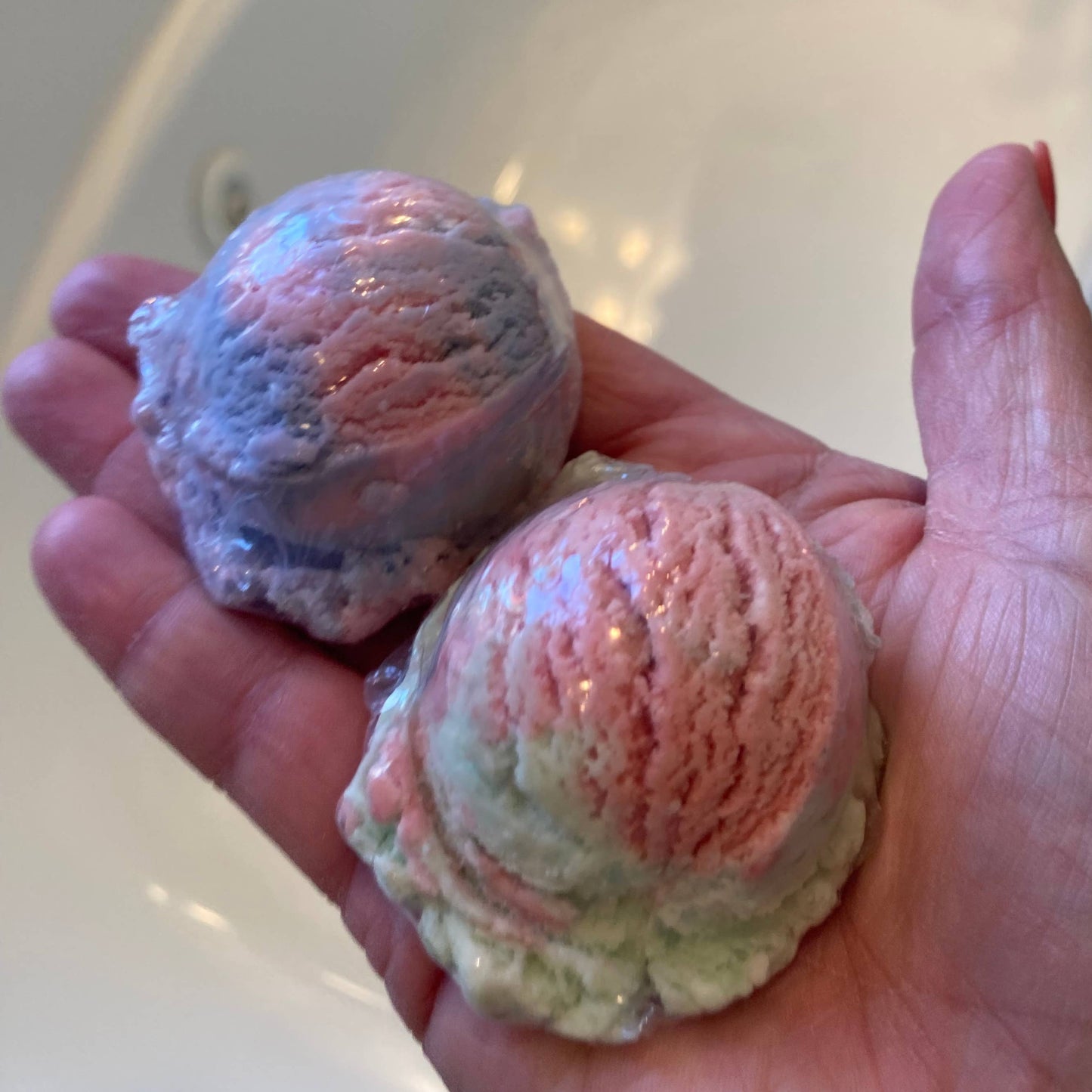 Bubble Scoops - Solid Bubble Bath TROPICAL BREEZE