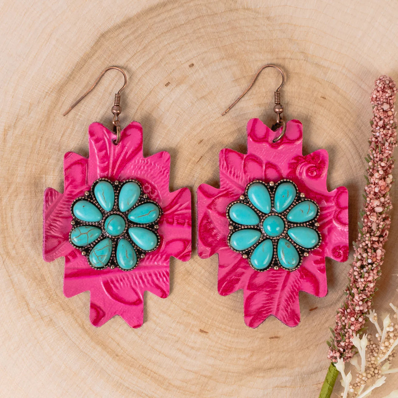Two Stepping Tooled Western Earrings