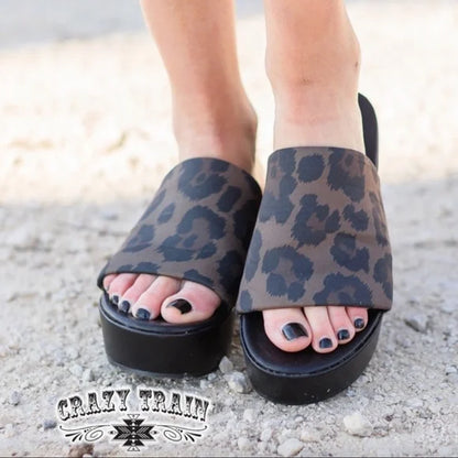 Crazy Train Leopard Platform