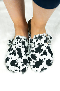 Hailey Cow Closed Toe Sandal